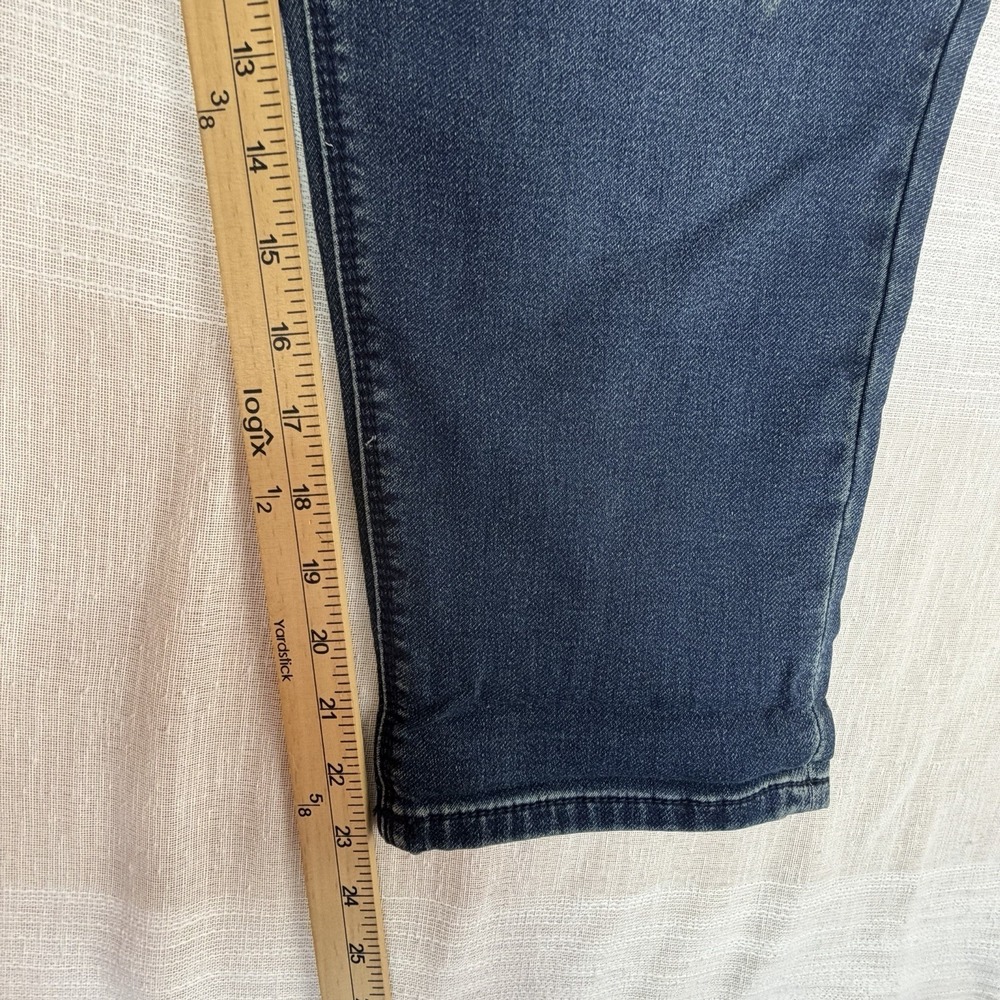 NWT Seven7 Girlfriend Capris Women's Sz 16 Frost Blue Cuffed Distressed NEW $64 - Picture 7 of 12